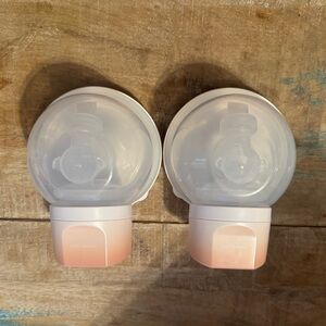 Momcozy s12 wearable breast pump